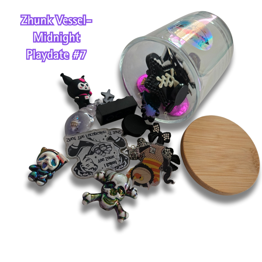 Zhunk Vessel (Build-It-Your-Way Charm Collection)